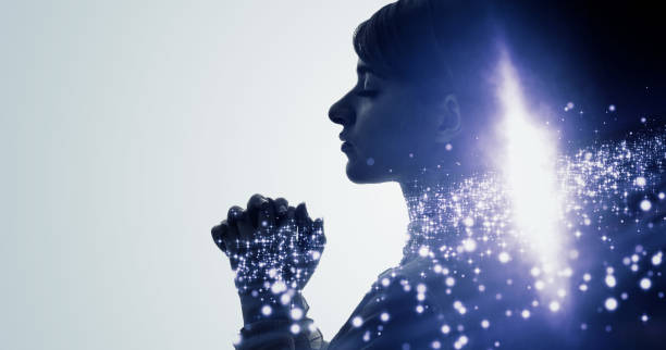 電話占いヴェルニの口コミや評判は？料金や恐ろしく当たる電話占い師まで徹底調査！